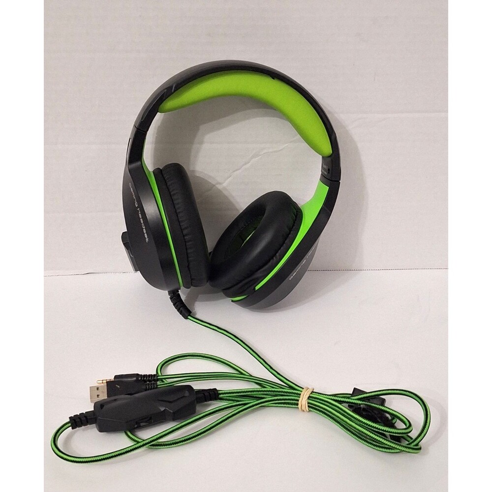 Zlumer Gaming Headset with Microphone Wired Black and Green Adjustable